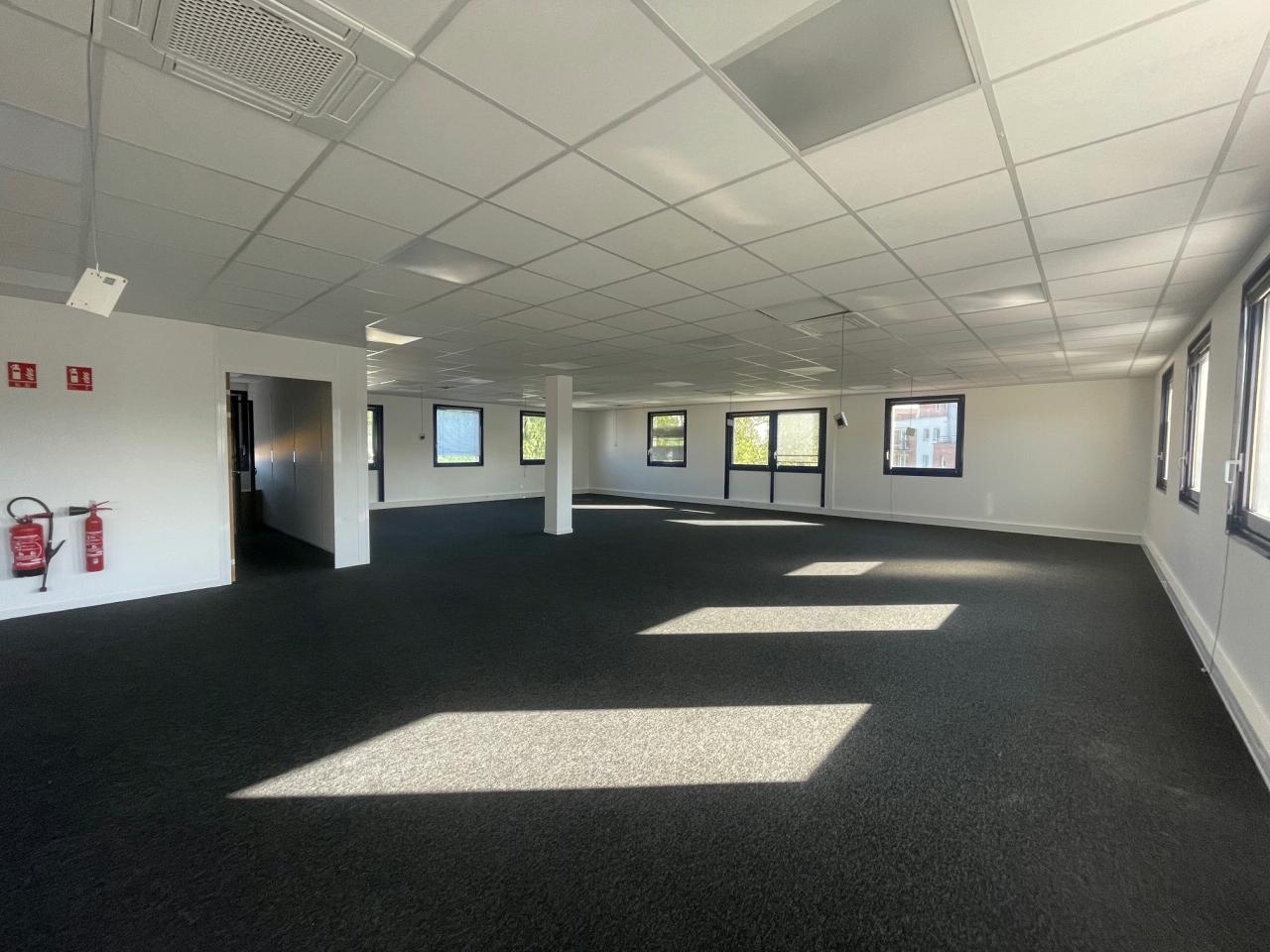 Bureau Wasquehal 650m² Vente bureau Wasquehal Nord OVBUR2532088 3